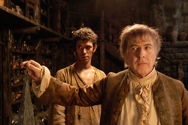 perfume_movie_image_dustin_hoffman_ben_whishaw-4e63f3c689cfb-4e6bdc33a133c